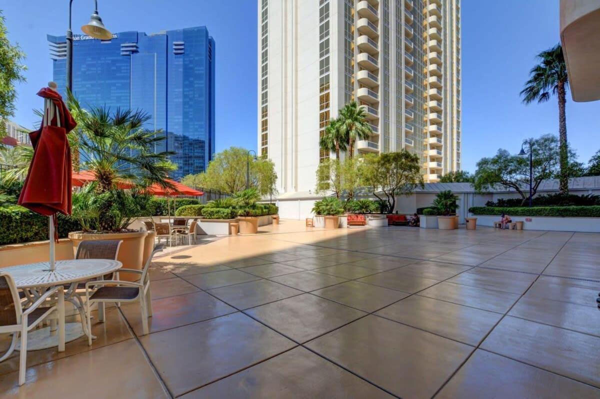 הוילה לאס וגאס Mgm Signature 15-603 Strip View Jacuzzi Studio מראה חיצוני תמונה